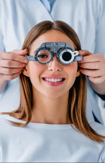 Kokie yra tinginės akies simptomai suaugusiesiems?