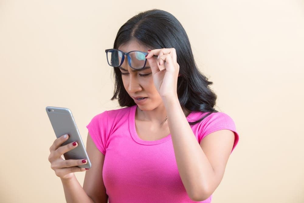 Why the Way We Use Gadgets Is Contributing to Digital Eye Strain